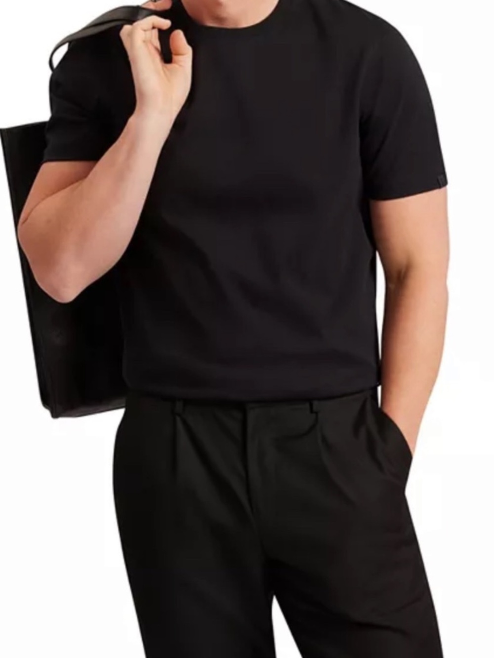 TED BAKER LONFON CLASSIC BLACK CREW NECK SIZE : 3 (M)